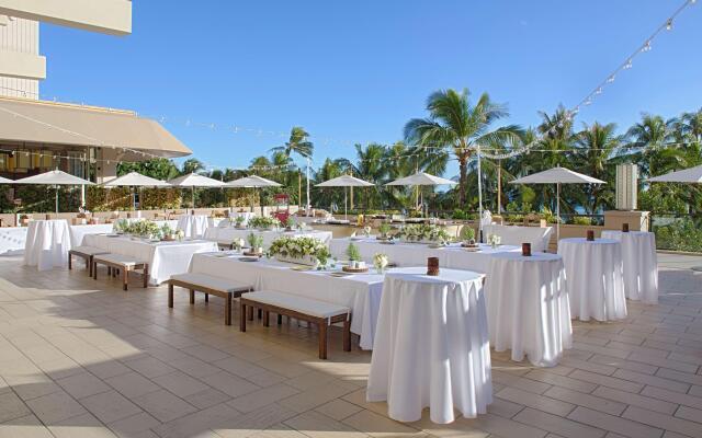 Hyatt Regency Waikiki Beach Resort & Spa