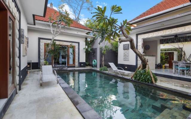 Grace villa 5 minutes walk to the beach