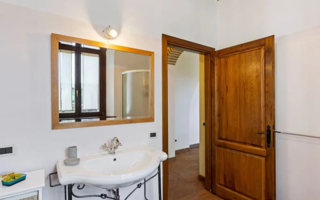 Farmhouse in Suvereto With Sea Views