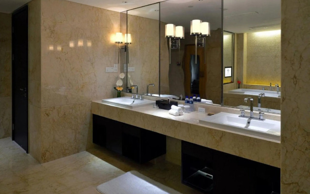 Howard Johnson IFC Plaza Ningbo