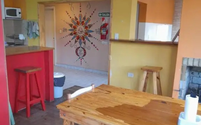 Planeta Hostel & Suites