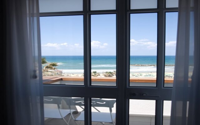 Gordon hotel & lounge