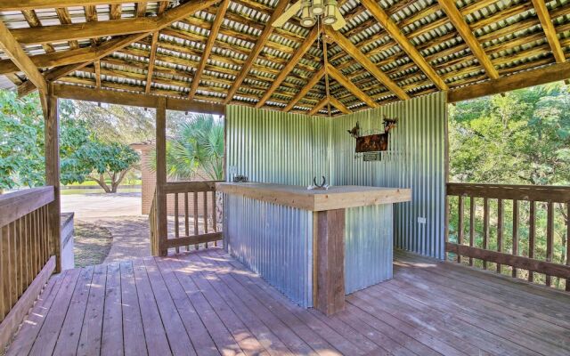 Pool & Game Room: Waterfront Harlingen Home