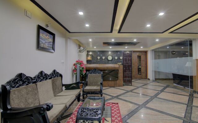 OYO 13599 Hotel Venkatesh Regency