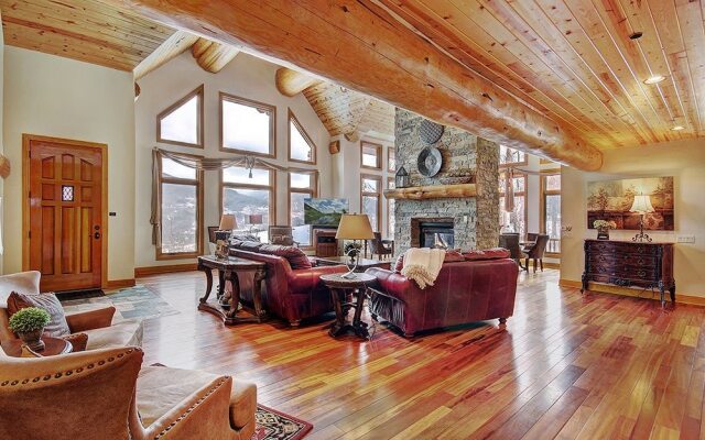 Woodland Lodge at Ruby Ranch