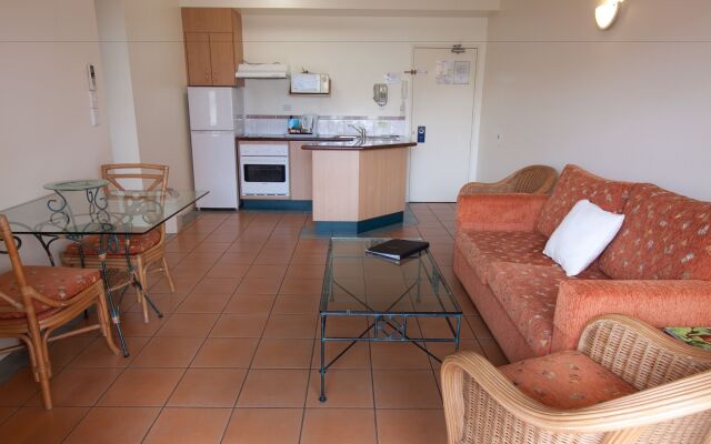 Mid City Luxury Suites