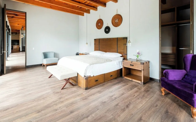 Pedacito de Lago - Lakeview Home