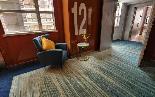 Yipu Relax Garden Hotel (Xi'an Jiaotong University Xianning Road Subway Station Store)