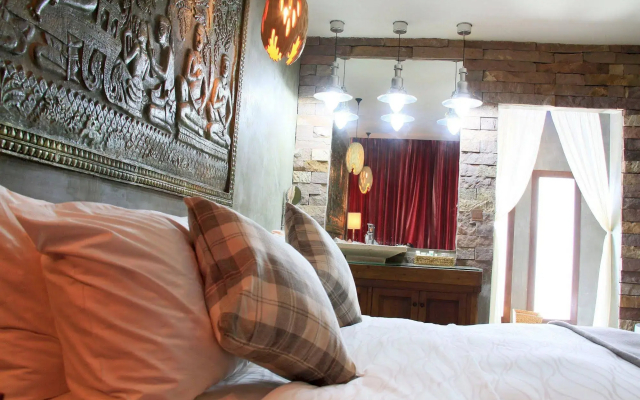 Cambana d'Angkor Suites