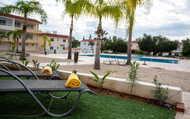 Narcissos Nissi Beach Apartment C2