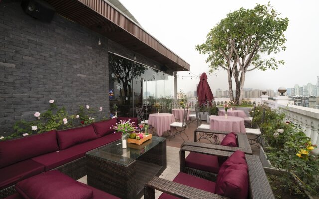 Bao Hung Hotel and Apartment