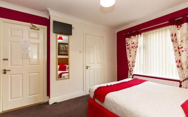 Augusta Lodge Guesthouse