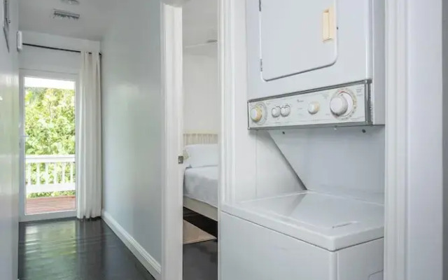 Four Points Suite by Eleuthera Vacation Rentals