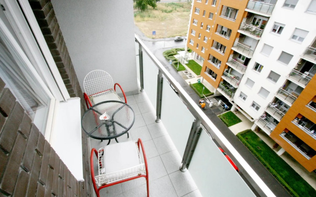 Apartment Moonstone 1