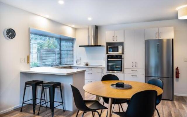 City Escape - Nelson