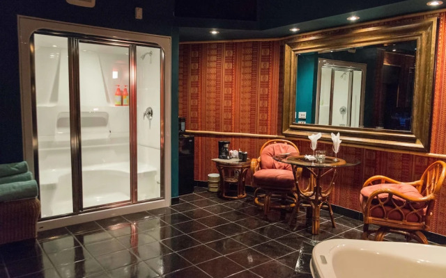 Mariaggi's Theme Suite Hotel & Spa