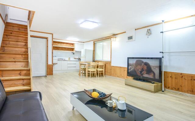 Gangneung Guytack Pension