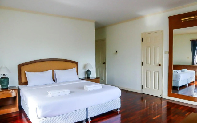 Seastar Hotel And Service Apartment