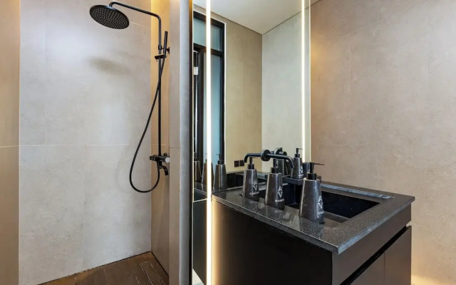 Alex Villas Complex N5