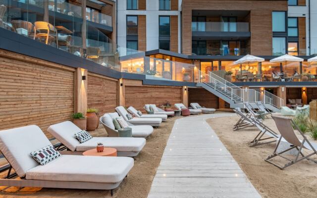 Harbour Beach Club & Hotel