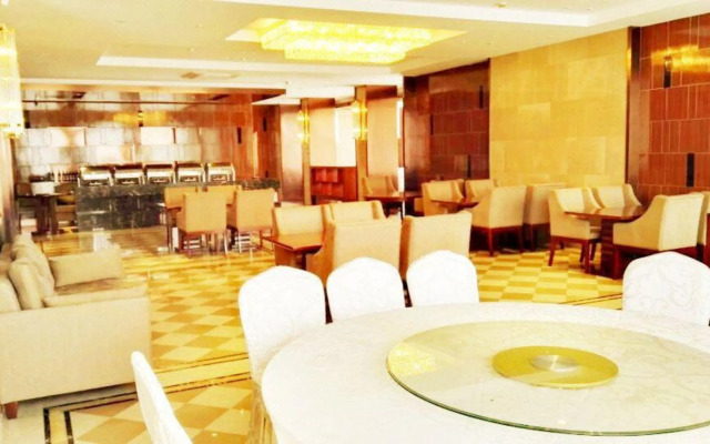 Merlinwan Traders Hotel