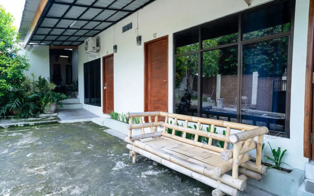 RedDoorz Near Transmart Lombok Mataram