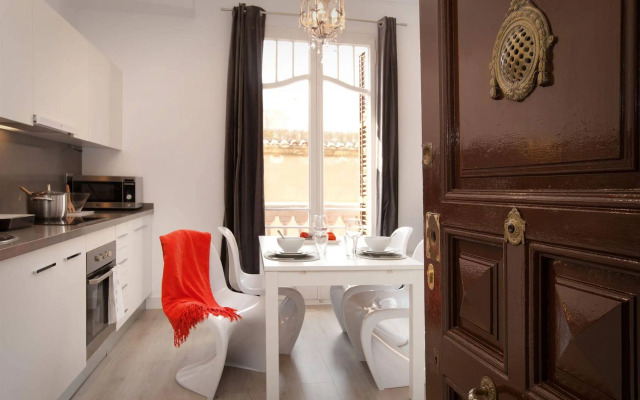 Click&Flat Seneca Suites