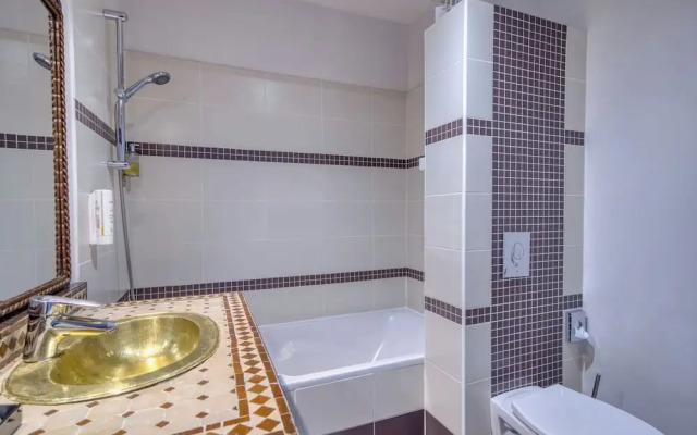 Hotel Restaurant Le Gardon - Pont du Gard