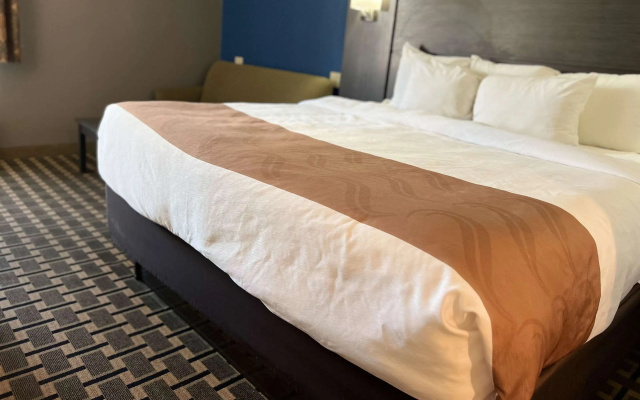 Quality Inn & Suites Louisville East