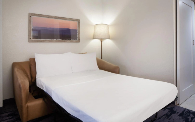 Fairfield Inn & Suites Charleston