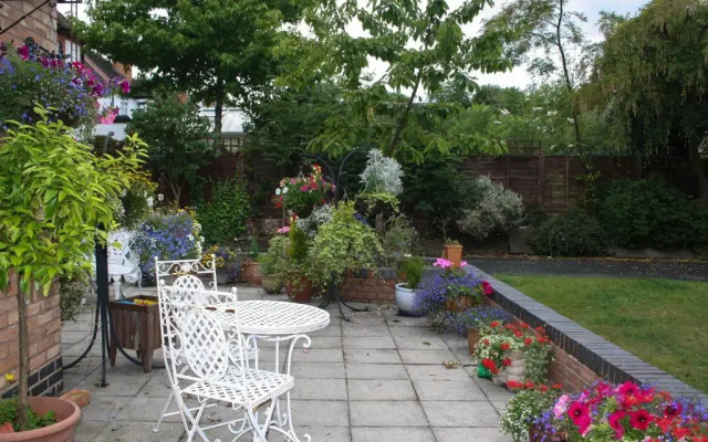 Elmdon Lodge