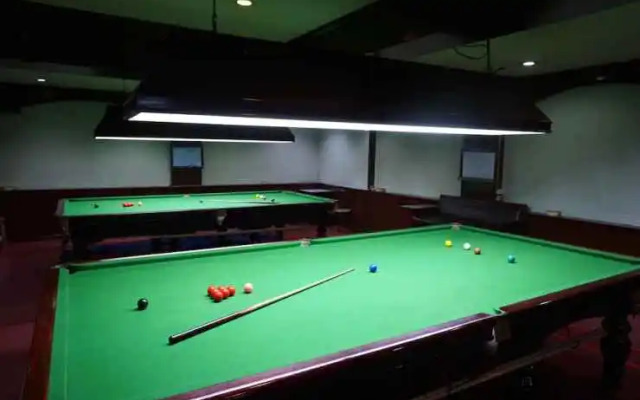 Max One Hotel