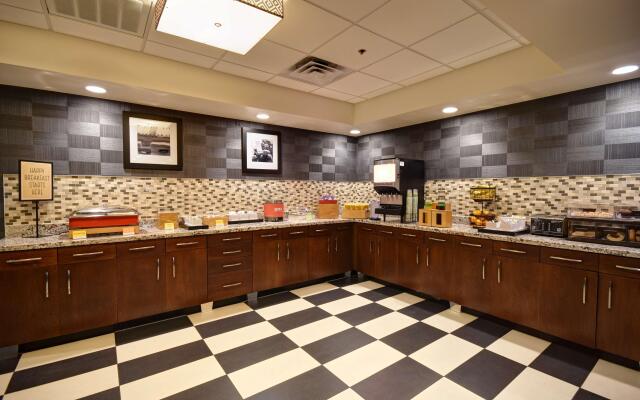 Hampton Inn Auburn