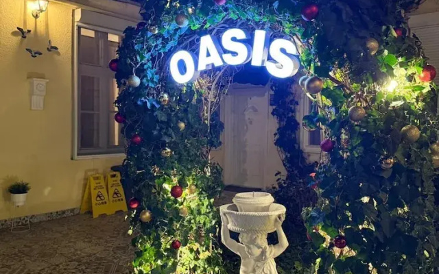 Oasis Inn Budapest