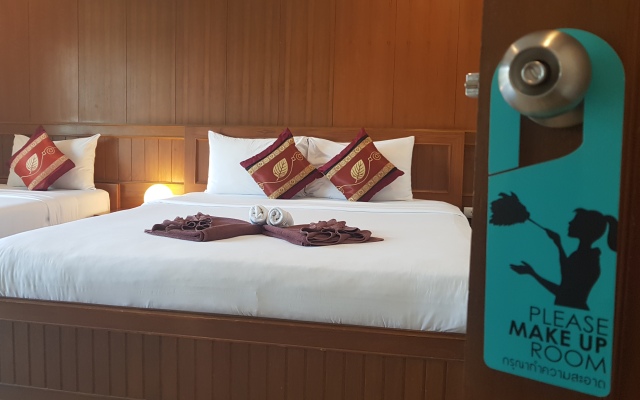 Pipikuku Hotel & Restaurant