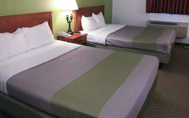 Motel 6 Bloomsburg, PA