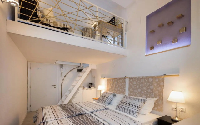 Rooms N&M