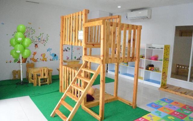 Lorin Syariah Solo Hotel