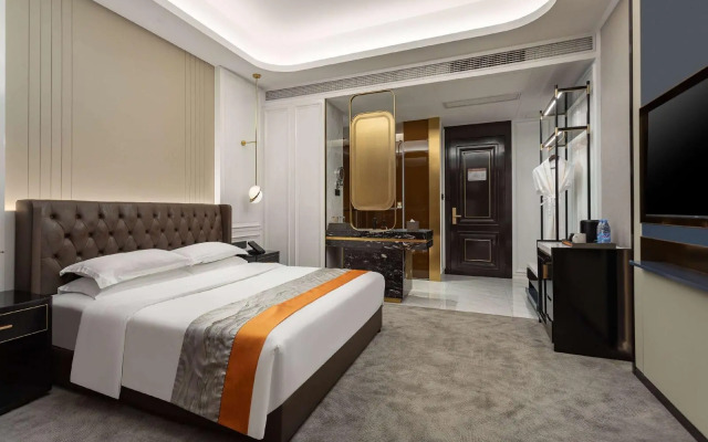 Ramada By Wyndham Yichang Riverside