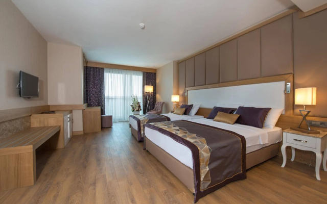 Sirius Deluxe Hotel