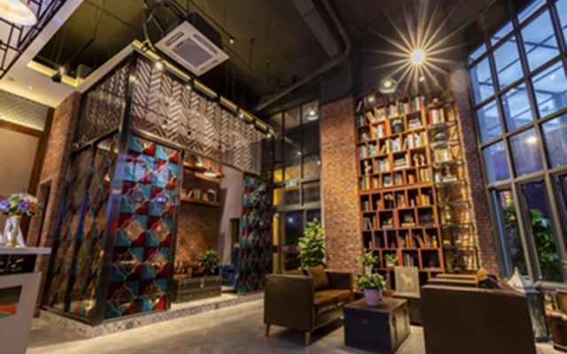 James Joyce Coffetel ，the innovation center of HuaNanChuangGu ，in Zhang Cha of Foshan city – Hotel Rooms – Foshan