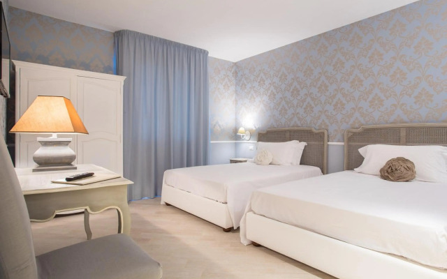 Marina Holiday Resort & Spa