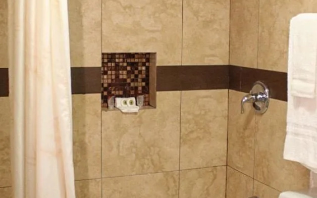 Отель Spanish Trail Inn