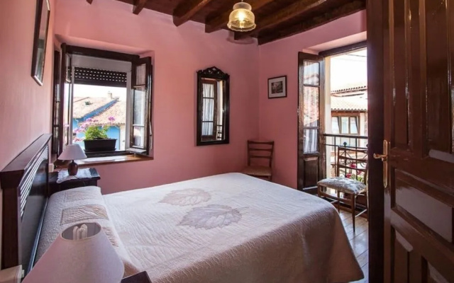 El Cuetu Asturias Traditional Village House