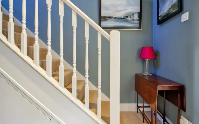 Lovely Apartment With Roof Terrace in Battersea