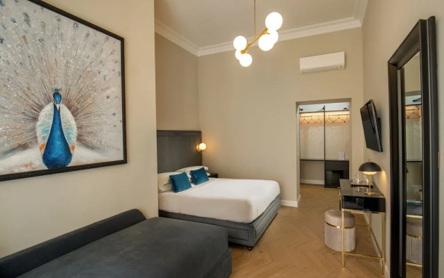 Porta Castello Suites