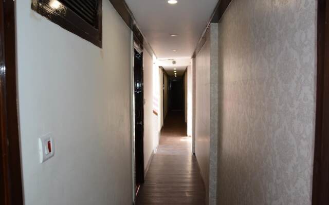 Hotel Basant