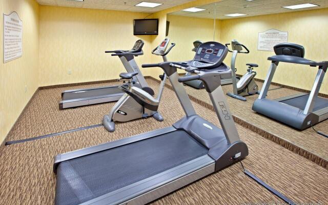Holiday Inn Express & Suites Lexington Dtwn Area-Keenland by IHG