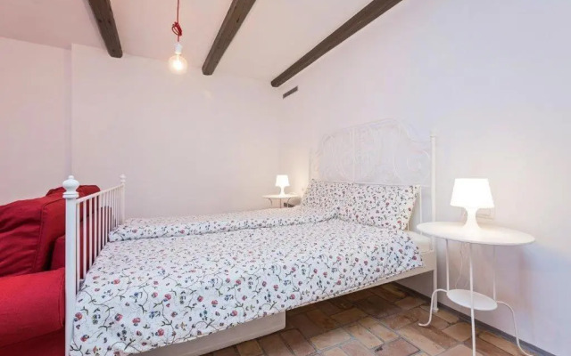 Old town studio and apartment