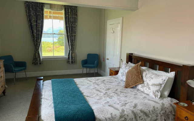 Murrell's Grand View House